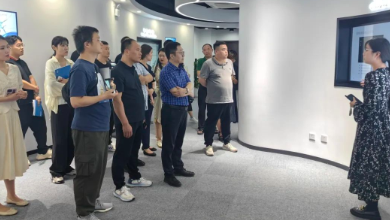 上海市開發(fā)區(qū)協(xié)會考察團(tuán)赴健培科技考察交流